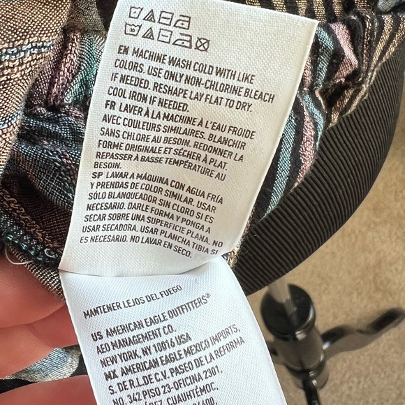 AE Striped Top NWT sz M - Picture 9 of 9